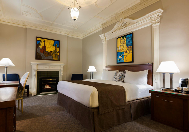 Ch�teau Versailles, Montreal, QC