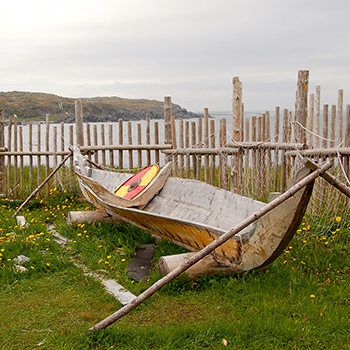 L'Anse aux Meadows National Historic Site, L'Anse aux Meadows, NL, photo: Wikimedia Commons